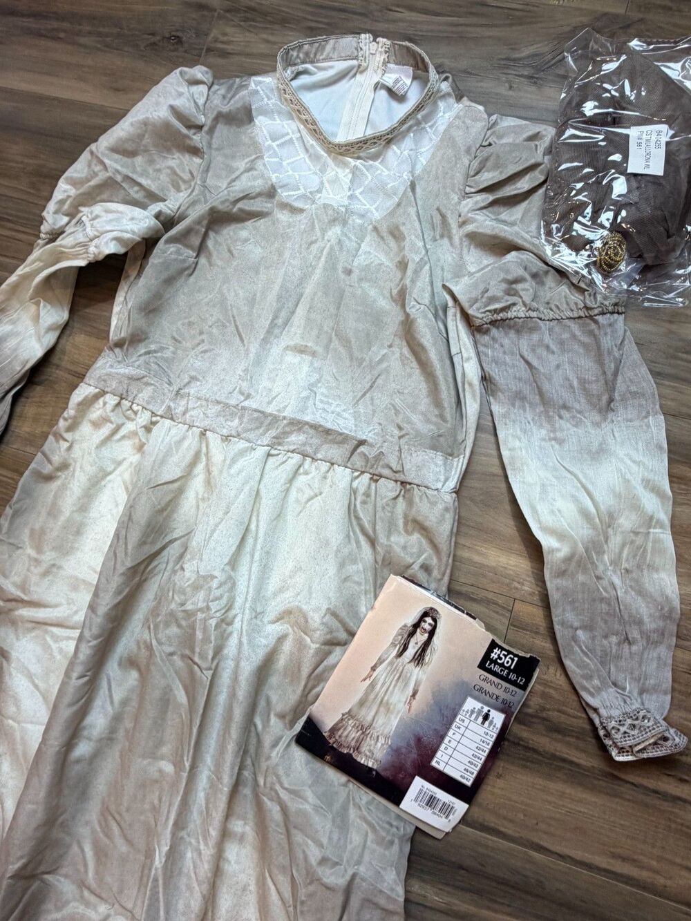 The Curse Of La Llorona Grey Long Dress 3 pieces SZ 10-12